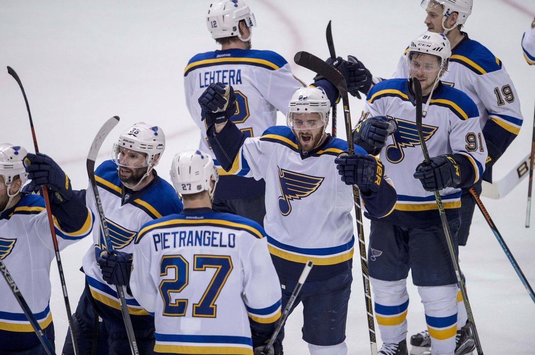 Hokejisté St. Louis zvítězili v sedmém rozhodujícím utkání 2. kola play off NHL na ledě Dallasu 6:1