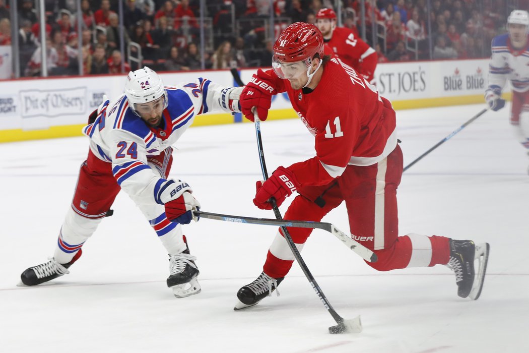 Filip Zadina vystřelil proti Rangers dvakrát na bránu a připsal si jeden záporný bod