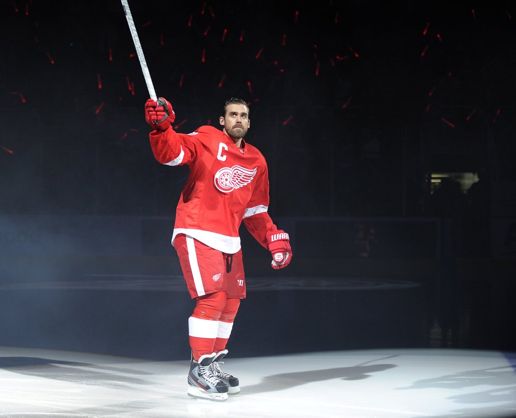 40. Henrik Zetterberg, útočník - V Detroitu převzal kapitánské céčko od Nicklase Lidströma, a to už o něčem svědčí. Je členem Triple Gold Clubu.