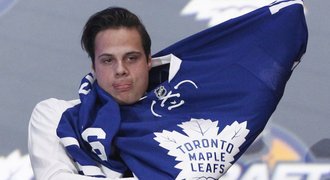 Draft NHL: Jedničkou se stal Matthews, Laineho má Winnipeg