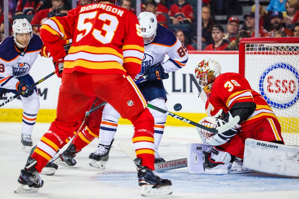 Cam Talbot si pár zákroků připsal, ale pak mu ujely nervy