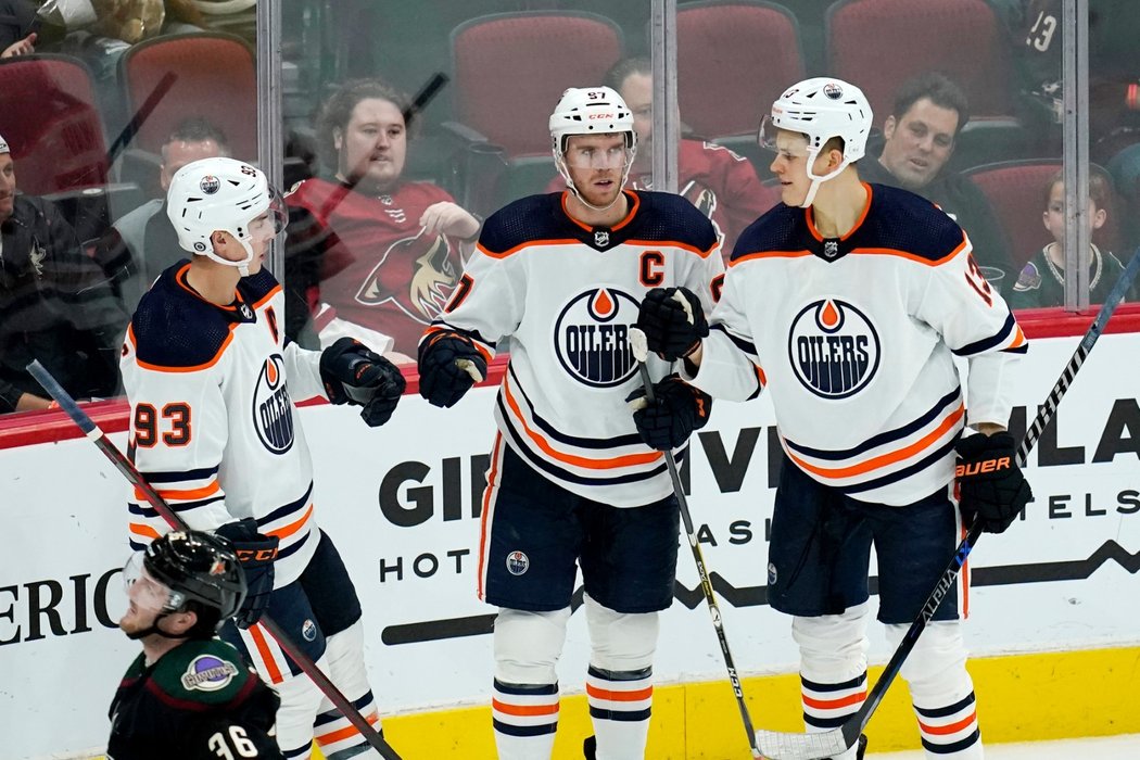 Kapitán Edmontonu Connor McDavid válí i v nové sezoně NHL