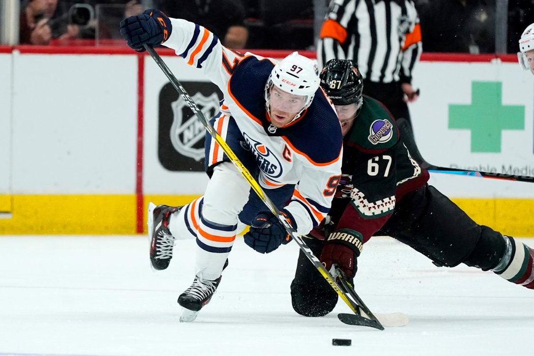 Kapitán Edmontonu Connor McDavid válí i v nové sezoně NHL