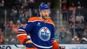 Švédský obránce Mattias Ekholm prodloužil s Oilers o další tři roky