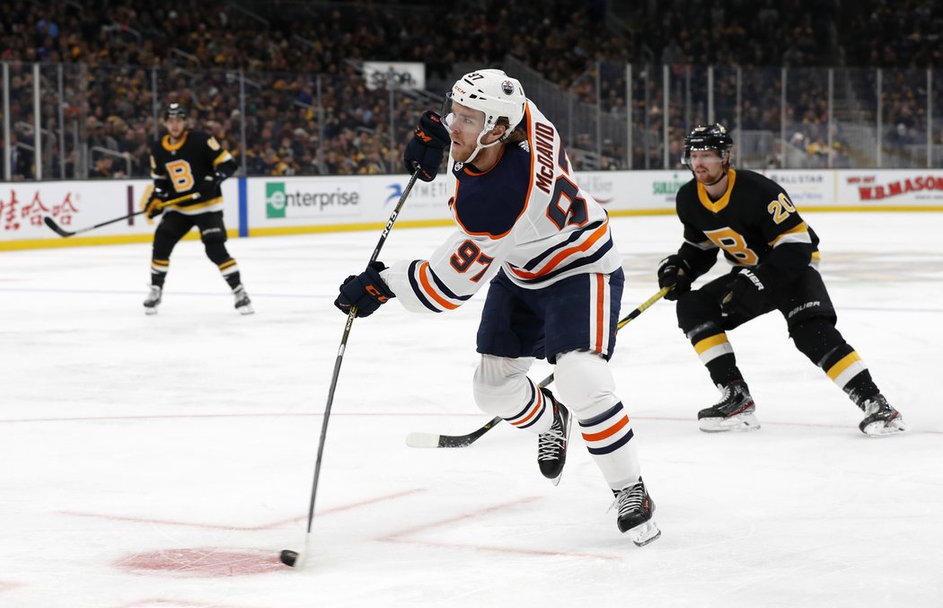 Connor McDavid se prosadil proti Bostonu