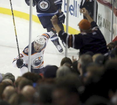 Connor McDavid je na začátku nové sezóny NHL tahounem svého týmu více než kdy jindy. Pod každým z prvních devíti gólů Oilers v letošním ročníku je podepsán edmontonský rychlík.