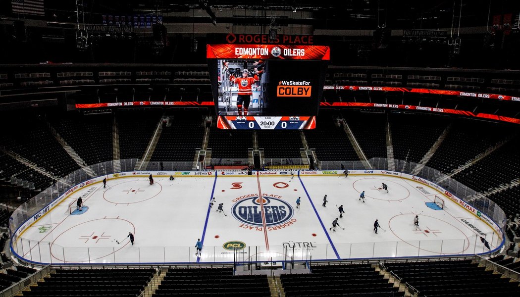 Edmontonská hala vybraná pro dohrávku NHL byla částečně zatopena