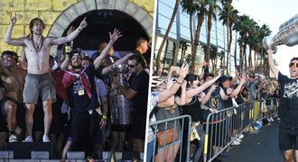 Pařba ve Vegas: hráči slavili v průvodu, Švédovi při „proslovu“ vzali mikrofon