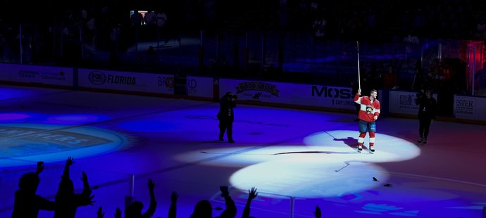 Jonathan Huberdeau získal proti Torontu gól a nahrávku a se 420 body se z něj stal nejproduktivnější hráč v historii Florida Panthers