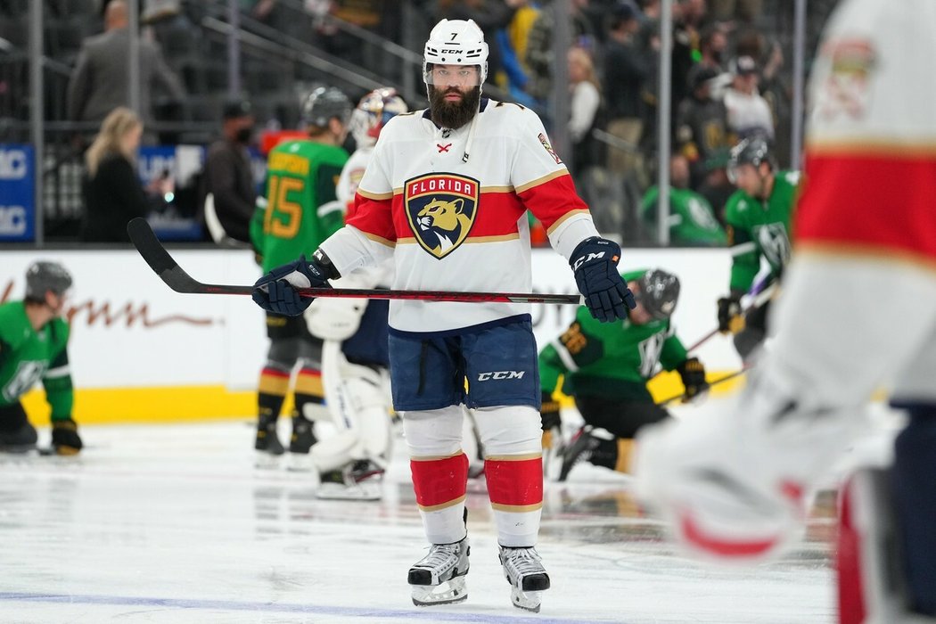 Český bek Radko Gudas se znovu stal králem ranařů NHL