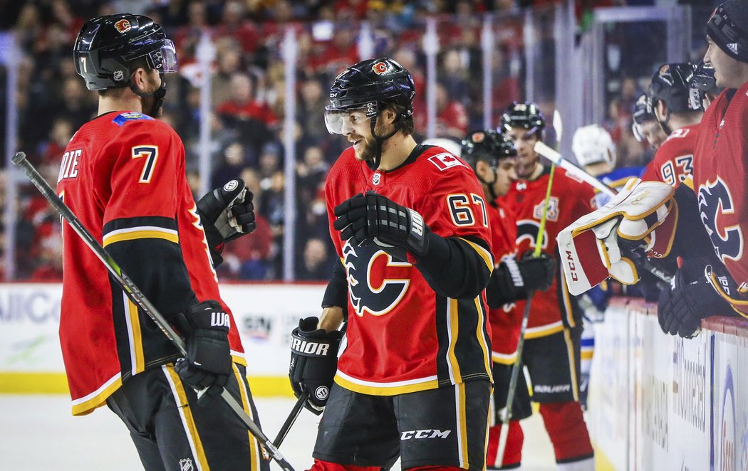 Michael Frolík přispěl ve středečním utkání NHL jedním gólem k výhře Calgary 2:1 nad St. Louis