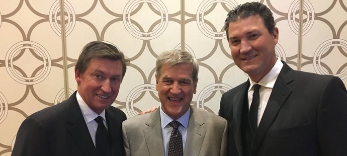 Před novináře přišla trojice velkých legend - Wayne Gretzky, Bobby Orr a Mario Lemieux