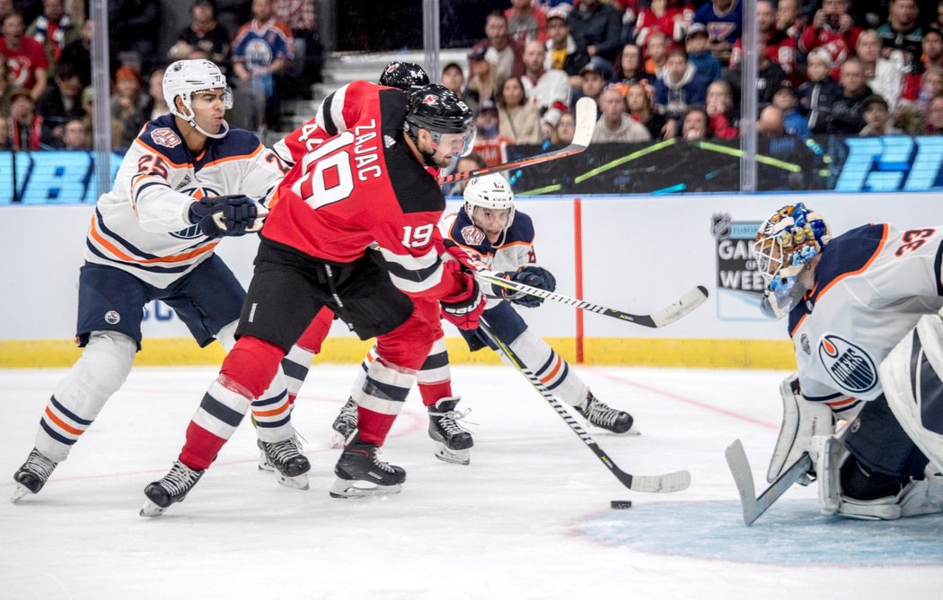 New Jersey porazilo v rámci NHL Global series Edmonton 5:2. Utkání se hrálo ve Švédsku