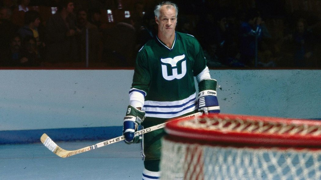 Legendární Gordie Howe byl vlastně na konci kariéry podobný hráč jako Jágr. Rychlost zmizela, ale hokejový um zůstal