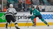 Tomáš Hertl se dvakrát trefil proti Los Angeles