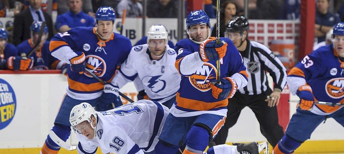 Cal Clutterbuck poslal na led Ondřeje Paláta