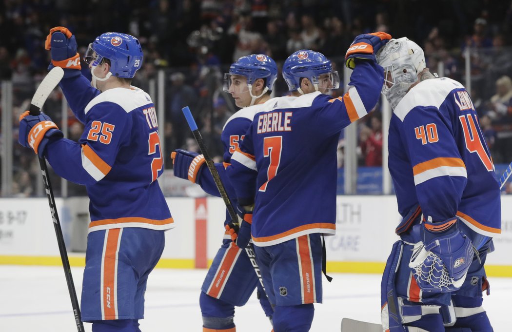 New York Islanders slaví pátou výhru v řadě, tentokrát nad Anaheimem