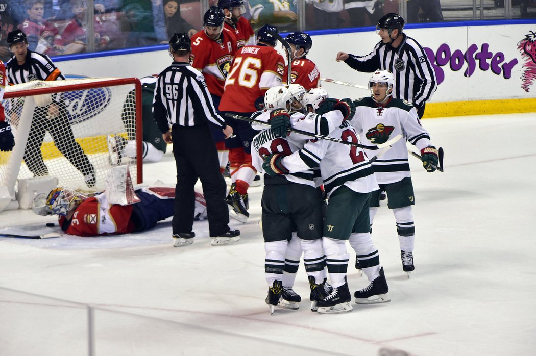 Jaromír Jágr vstřelil v pátečním utkání NHL svůj 13. gól v sezoně, hokejisté Floridy ale prohráli s Minnesotou 4:7.