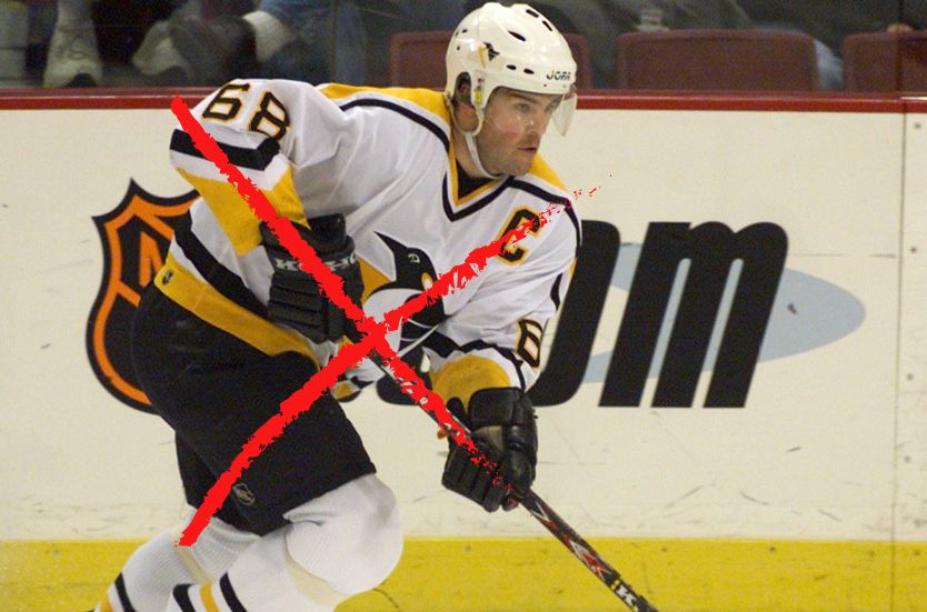 Jaromír Jágr se do Pittsburghu nevrátí a fanoušci Tučňáků jeho rozhodnutí berou jako provokaci.