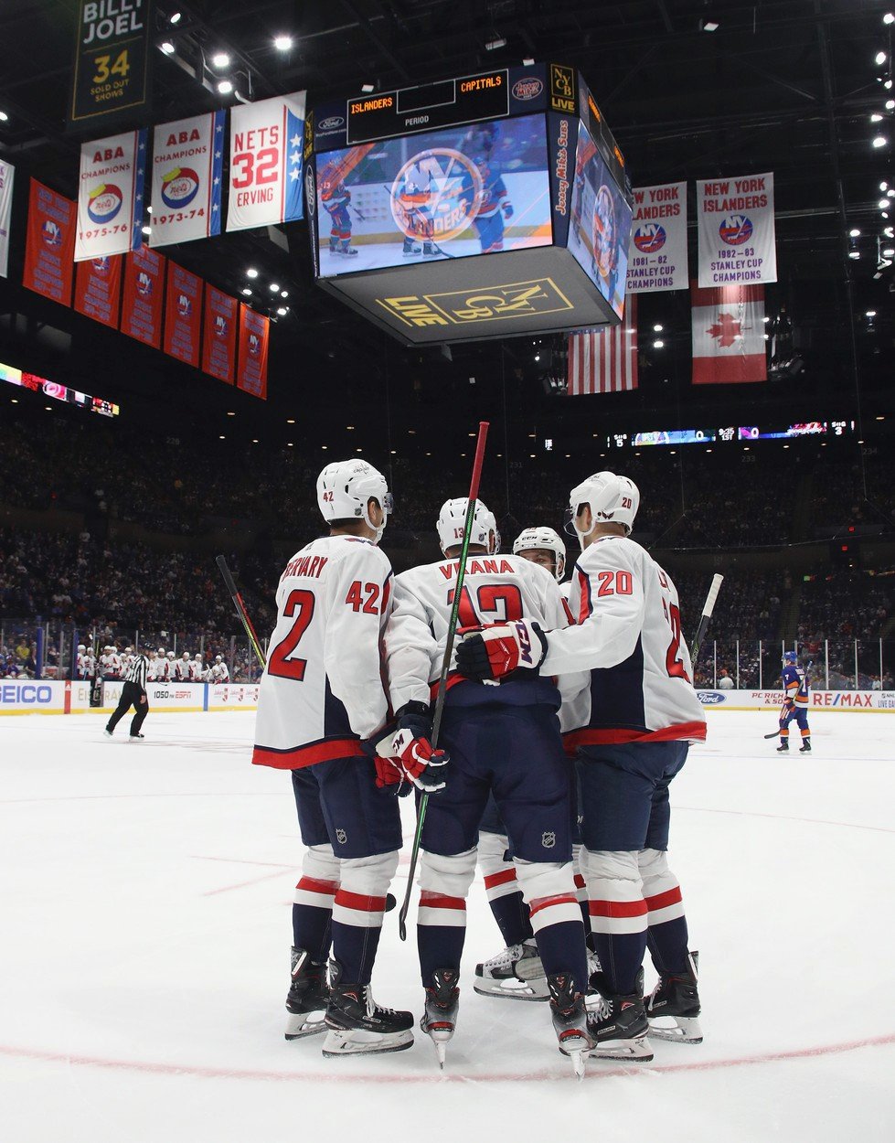 Capitals díky gólu Jakuba Vrány porazili Islanders 2:1.