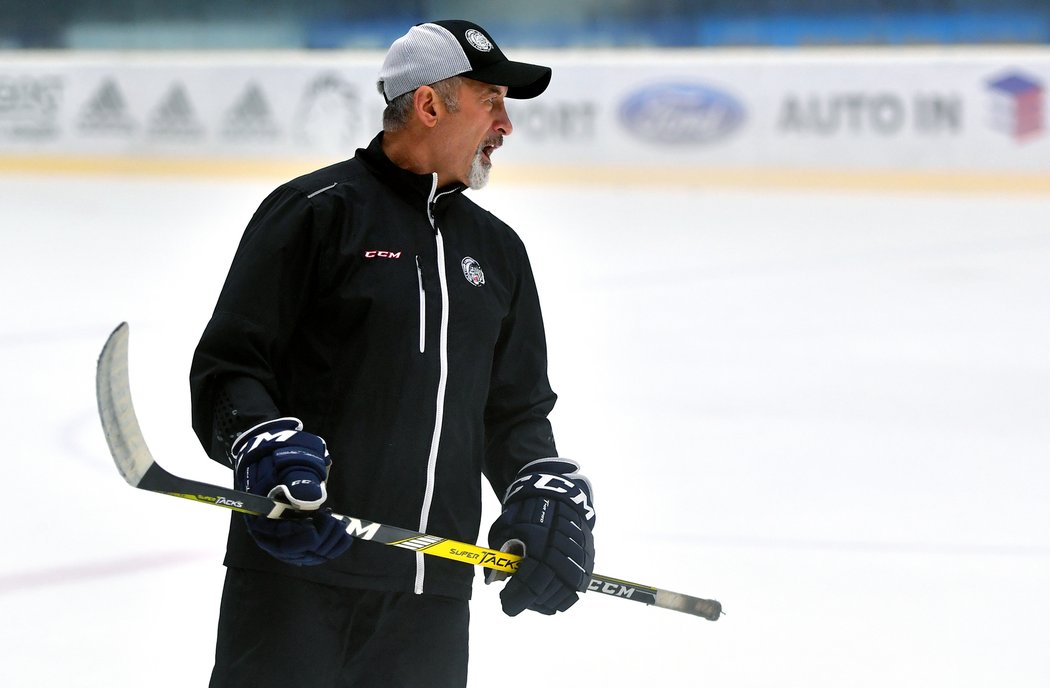 Jan Ludvig se rozpovídal o drsných praktikách koučů v NHL