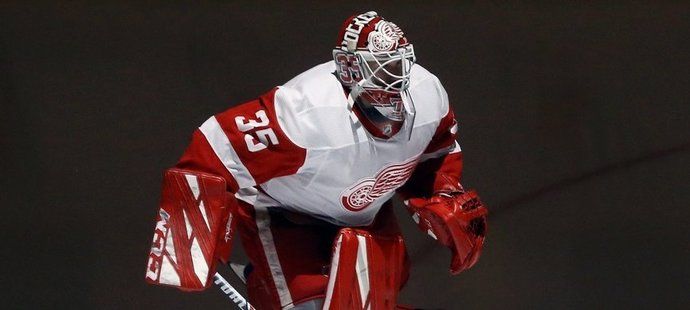 Jimmy Howard je s "Hockey Townem" spojen od draftu v roce 2003, kdy si ho Red Wings osvojili ve druhém kole z 64. pozice.