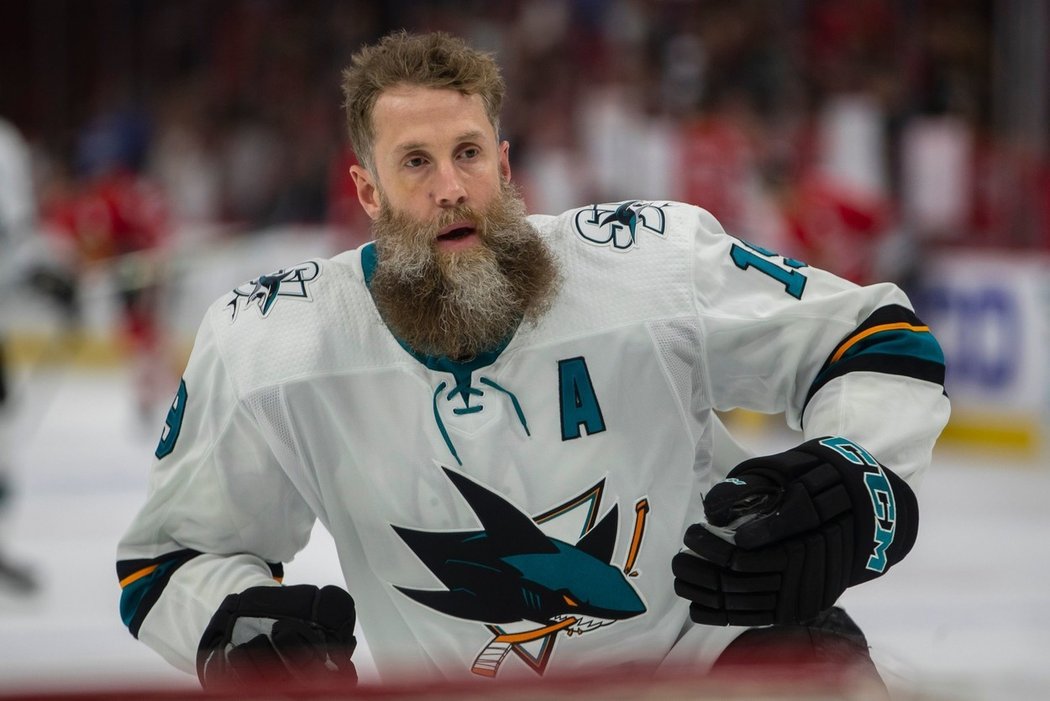 Joe Thornton oholil svůj ikonický plnovous