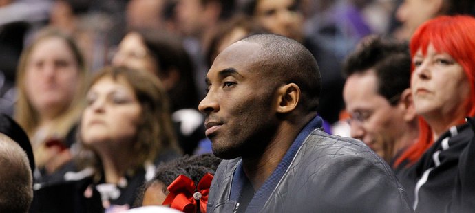 Basketbalista Kobe Bryant zná halu Kings velmi dobře, své zápasy tu hrají i Lakers