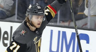 Byl nechtěný a podceňovaný, teď švédský Divoký Bill ohromuje NHL