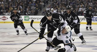 Sharks po další prohře čeká sedmý zápas, Pittsburgh slaví postup