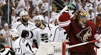 Hokejisté LA Kings vyhráli v play off NHL ve Phoenixu i podruhé