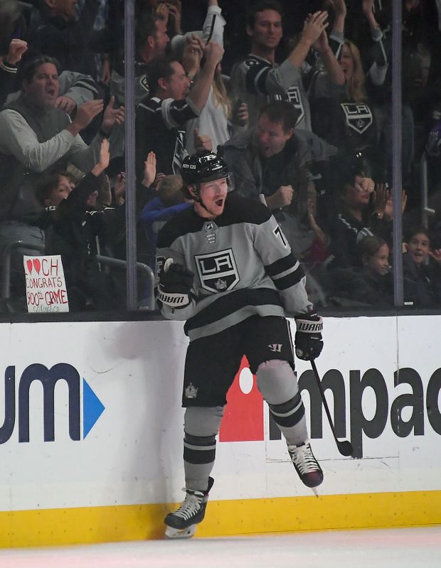 Tyler Toffoli zatím hrál jen za Los Angeles Tyler Toffoli zatím hrál jen za Los Angeles