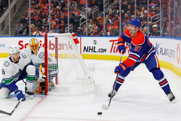Kanadská megastar Connor McDavid v dresu Edmontonu Kanadská megastar Connor McDavid v dresu Edmontonu