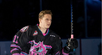 Český talent (20) podepsal v NHL, ale přišla rána. Jde bojovat s rakovinou