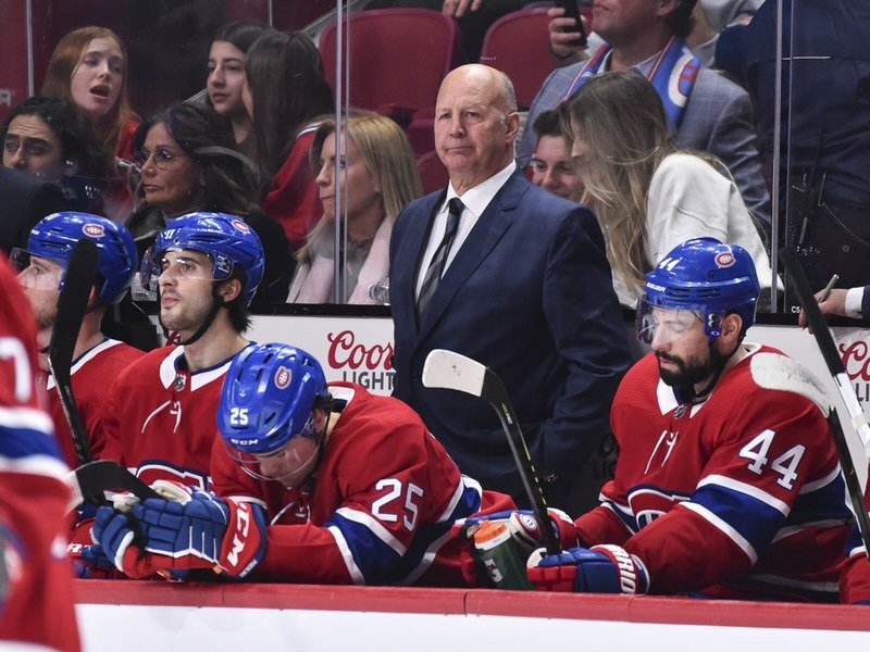 Komplikace pro Montreal během play off. Hlavní kouč Canadiens Claude Julien leží v nemocnici a není pravděpodobné, že se během série s Flyers vrátí