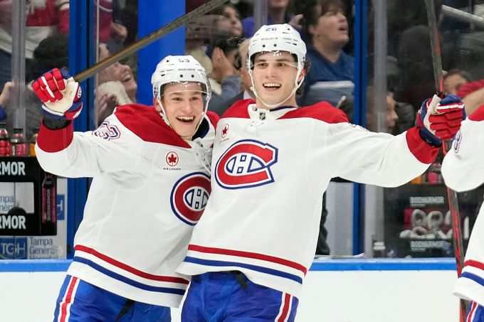 Slafkovský přepsal klubový rekord. Dobeš s Vladařem sledovali výhry ze střídaček Slafkovský přepsal klubový rekord. Dobeš s Vladařem sledovali výhry ze střídaček