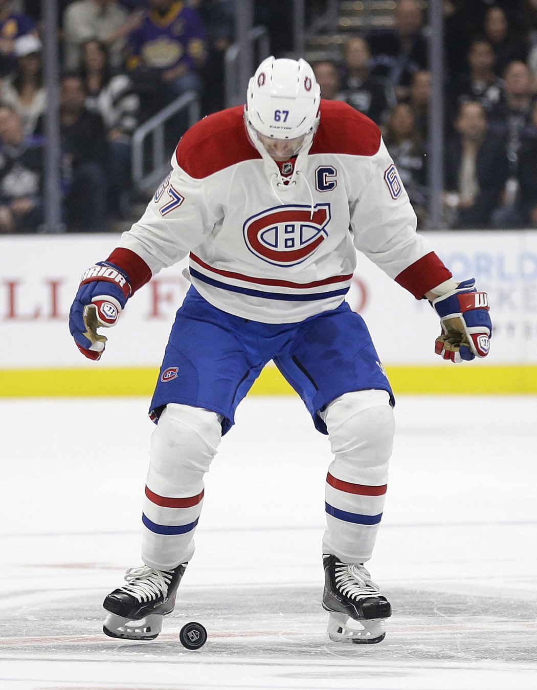 Kapitán Montrealu Max Pacioretty zvládá hru i bez hokejky