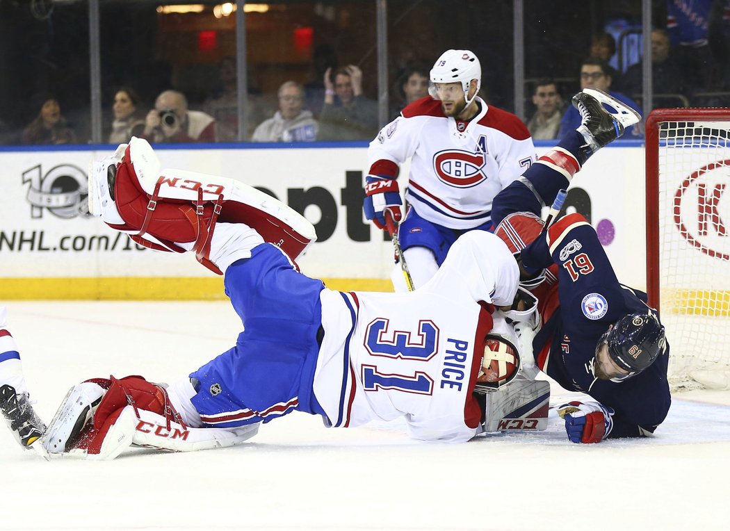 Dva současní velikáni Carey Price a Rick Nash v trochu netradiční pozici