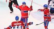 Hokejisté Montrealu slaví gól proti Winnipegu