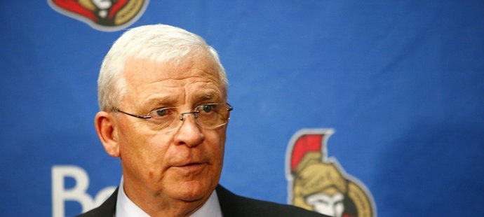 Bryan Murray, generální manažer hokejového klubu NHL Otawwa Senators, onemocněl rakovinou