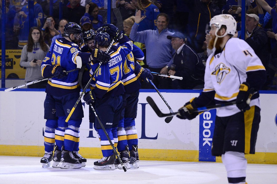 Hokejisté St. Louis porazili v utkání druhého kola play off NHL i díky gólu Dmitrije Jaškina Nashville 2:1