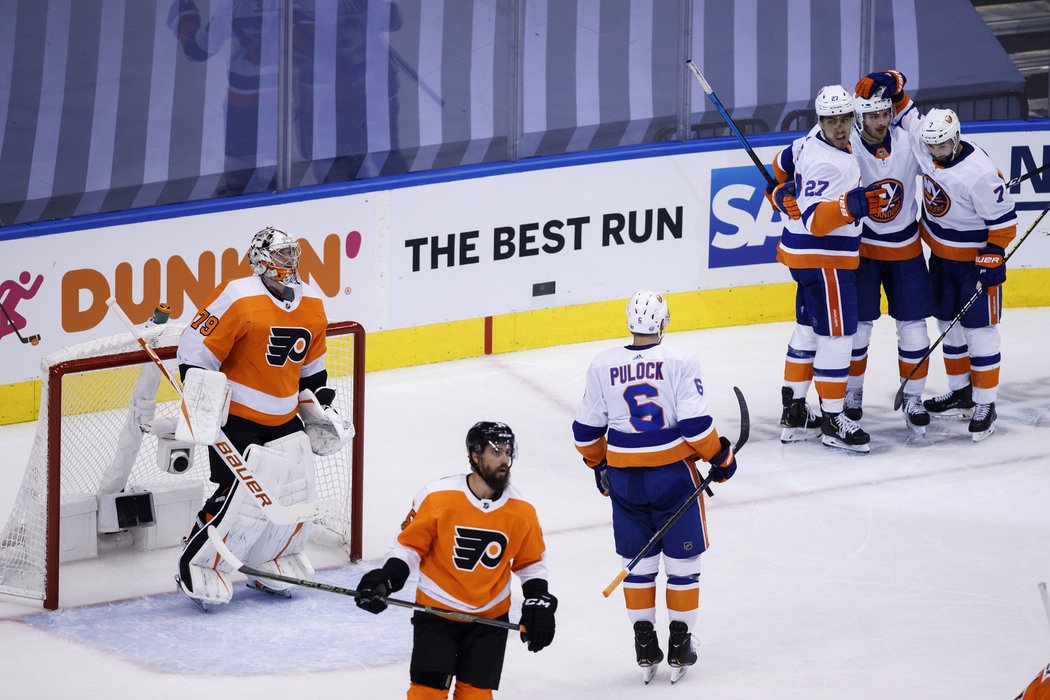 New York Islanders prohrávali v první třetině 0:3, zápas přesto dokázali srovnat na 3:3