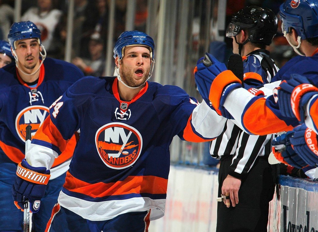 Rob Schremp oblékal dres New York Islanders mezi roky 2009-2011
