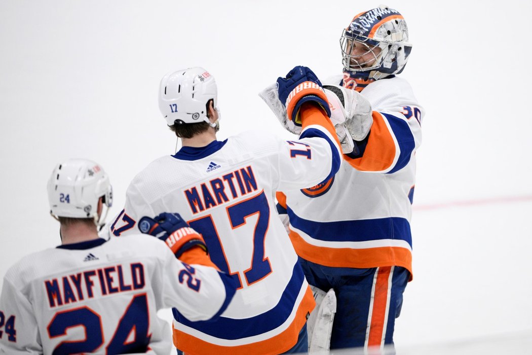 New York Islanders slaví výhru