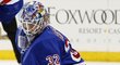 Náhradní brankář New York Rangers Antti Raanta