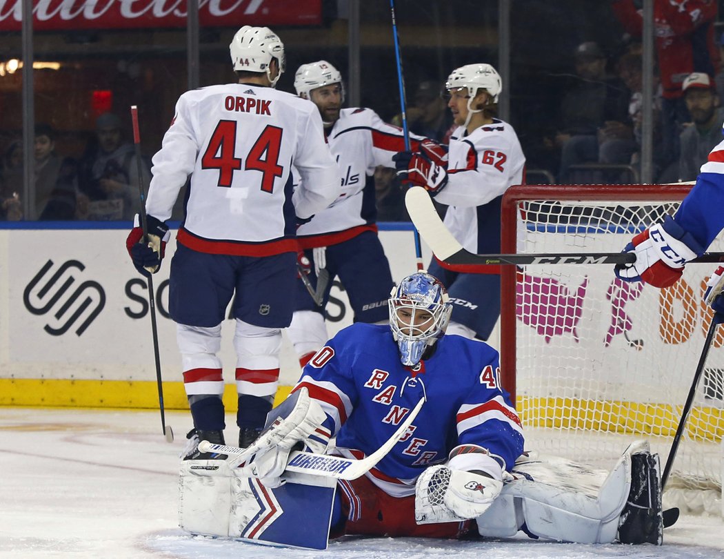 Washington Capitals porazili New York Rangers po nájezdech