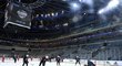 Blackhawks si po volném úterku vyzkoušeli led pražské O2 areny, ve čtvrtek je čeká otevřený trénink pro fanoušky