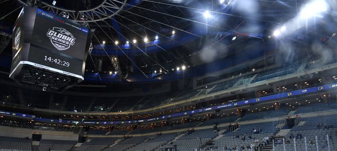 Blackhawks si po volném úterku vyzkoušeli led pražské O2 areny, ve čtvrtek je čeká otevřený trénink pro fanoušky