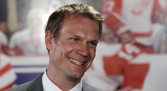 Síň slávy IIHF rozšíří Yzerman, Lidström, Bykov, Chomutov a Salej