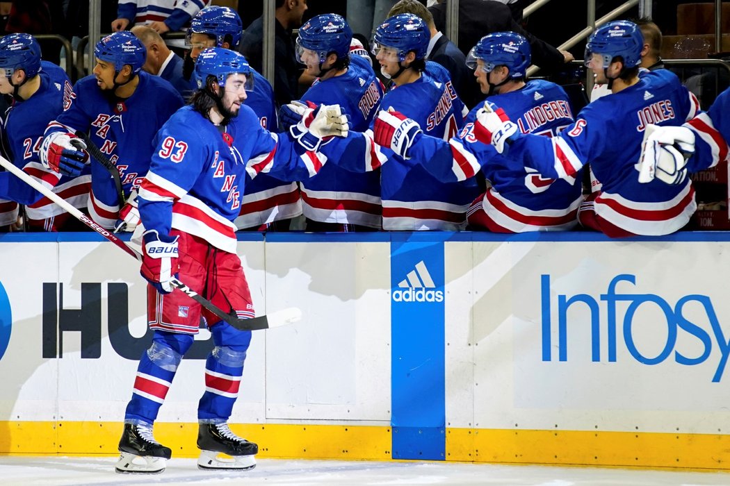 Mika Zibanejad dvěma góly rozhdol o výhře Rangers nad Tampou